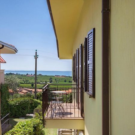 Apartment Prefontana With Pool Бардолино Экстерьер фото